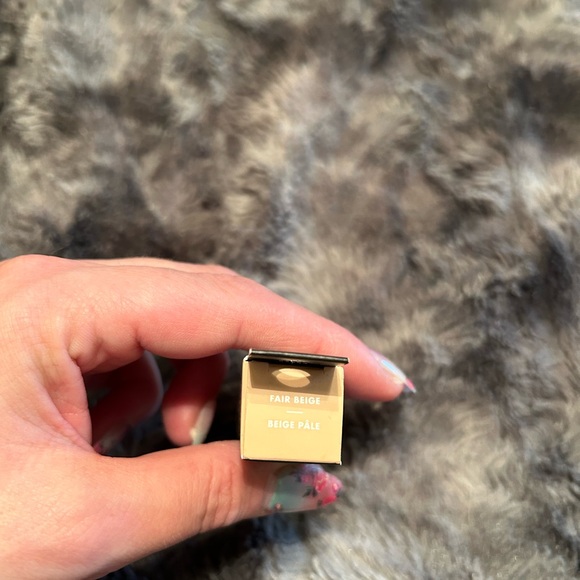 NIB Elf Camo Concealer - Picture 2 of 5